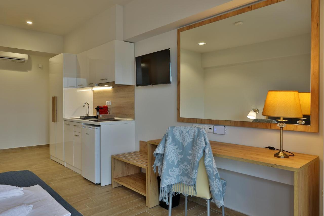 Aparthotel Four Reasons Paralía Zewnętrze zdjęcie
