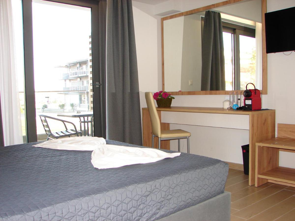 Aparthotel Four Reasons Paralía Zewnętrze zdjęcie
